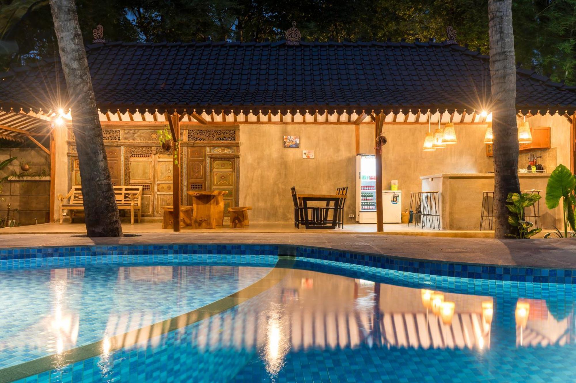Tahlia'S Villa Sorongjukung Eksteriør bilde